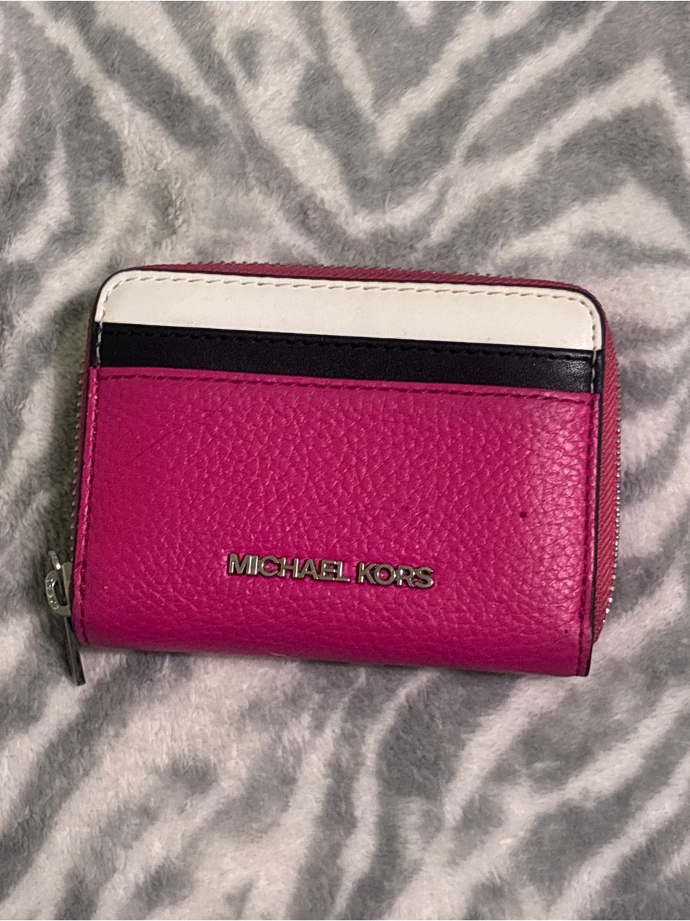 Michael Kors Hot Pink Leather Zip Card Wallet with Black and White Trim - Picture 1 of 3